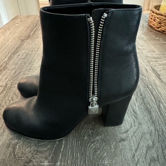 Michael Kors Black Booties - Picture 4 of 6